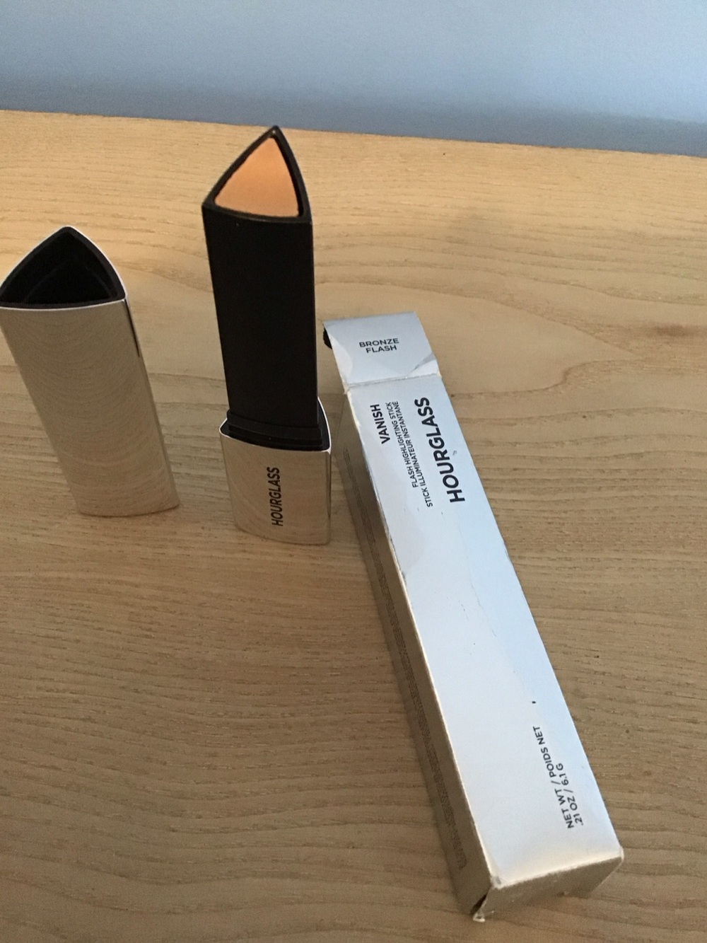 New Hourglass Vanish Highlighting Blush Stick — Bronze Flash